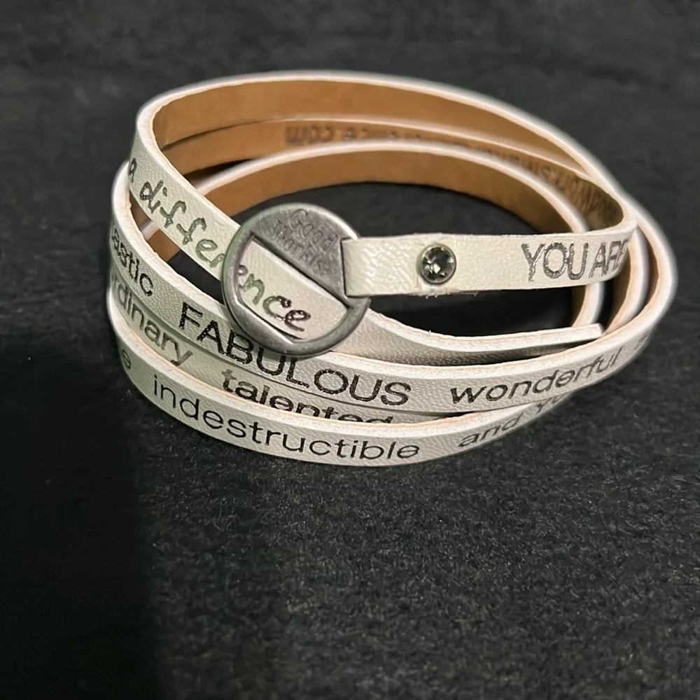 Good Work(s) bracelets - Picture 5 of 6
